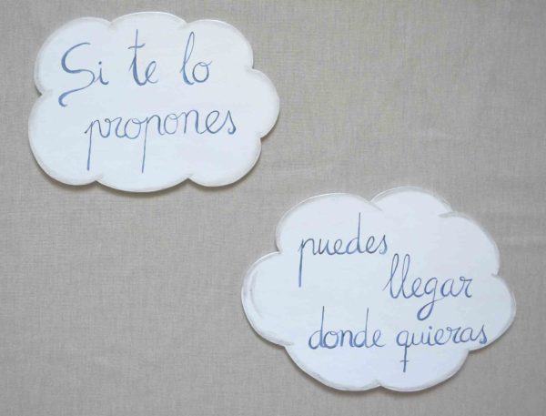 COMPLEMENTO SILUETAS NUBES CON FRASE