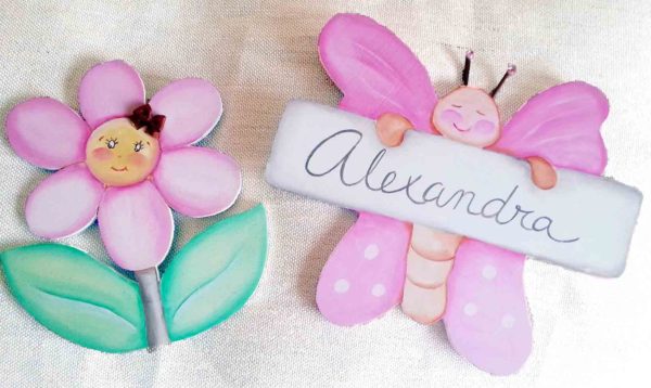 SILUETAS COMPLEMENTOS DE MADERA MARIPOSA Y FLOR