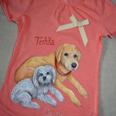 CAMISETA PINTADA A MANO PERSONALIZADA "MIS PERRITAS"