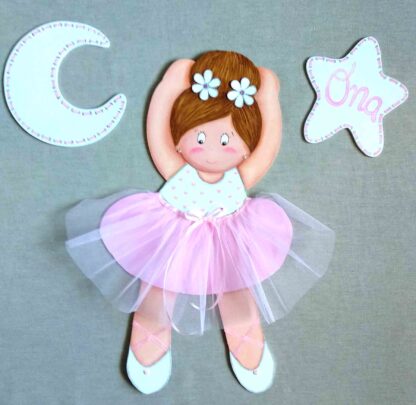 silueta de madera bailarina con estrella y luna decoración infantil