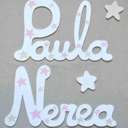 nombres en madera