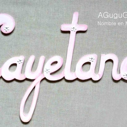 NOMBRES EN MADERA
