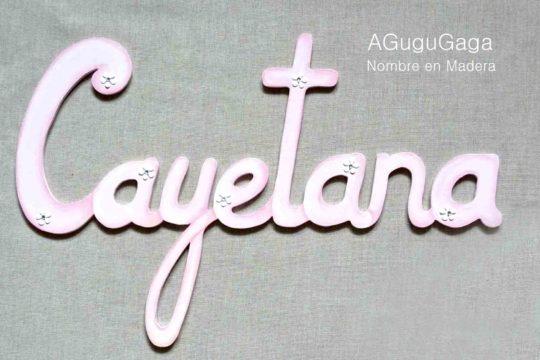 NOMBRES EN MADERA