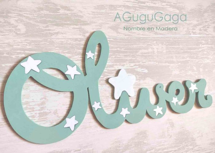 NOMBRE en MADERA VERDE MINT PERSONALIZADO