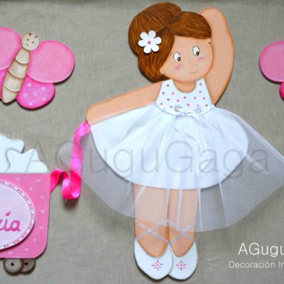 silueta bailarina con mariposas