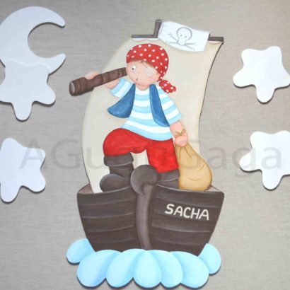 Siluetas de Madera NIÑO PIRATA EN BARCO