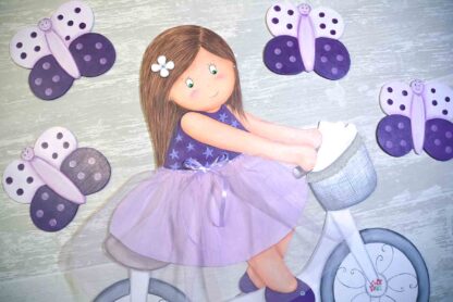 decoración infantil silueta de madera bailarina en bici