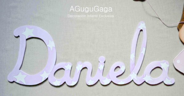 nombre en madera daniela